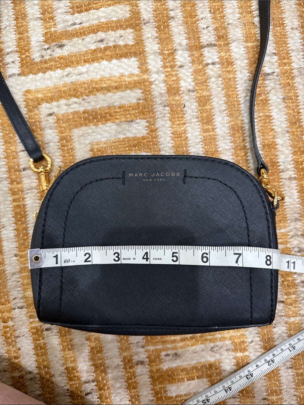 Marc Jacobs New York Black Crossbody Leather Purse - Picture 7 of 9